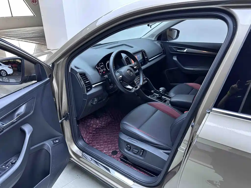 Skoda Karoq — миниатюра 11