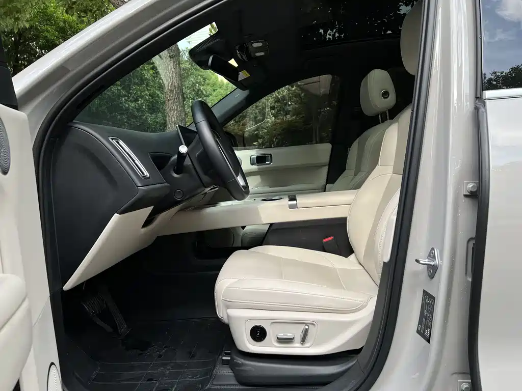 Li Auto L6 2024 Pro