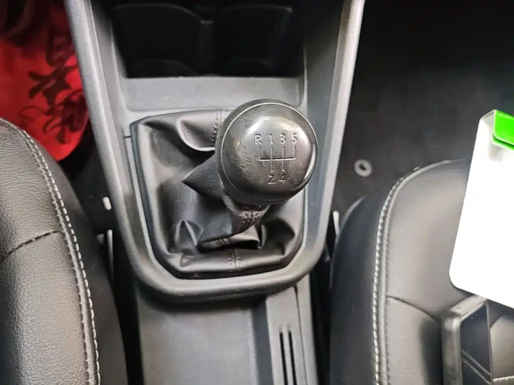 Volkswagen Santana — миниатюра 14