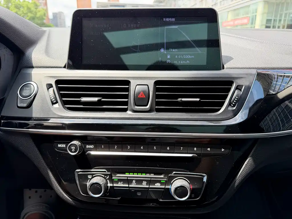 BMW 1 Series — миниатюра 18