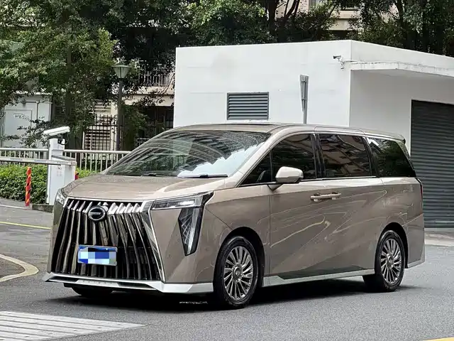 GAC Trumpchi M8