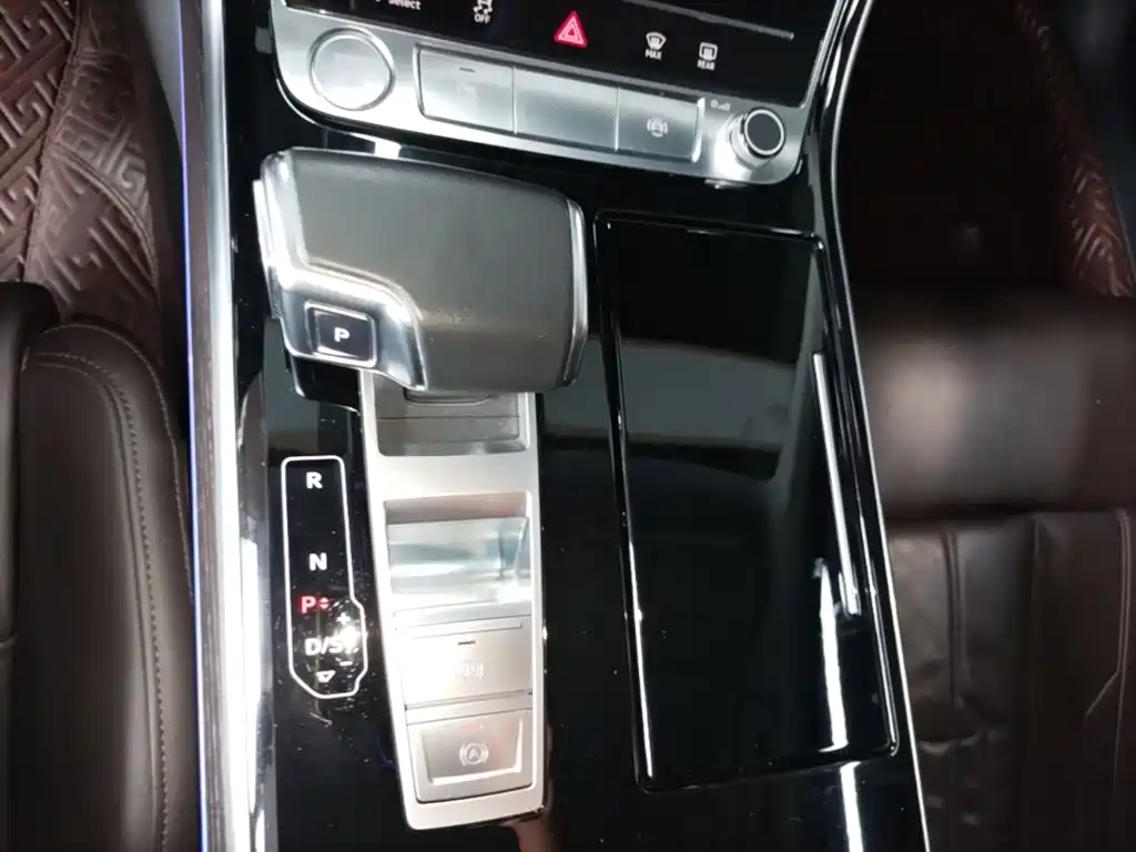 Audi A8 — миниатюра 14