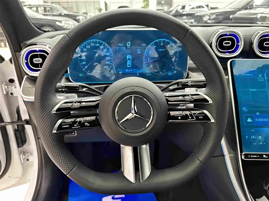 Mercedes-Benz C-Class — миниатюра 8