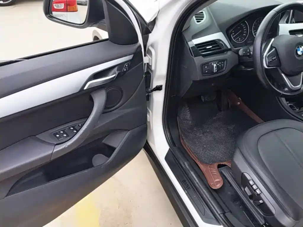 BMW X1 — миниатюра 16