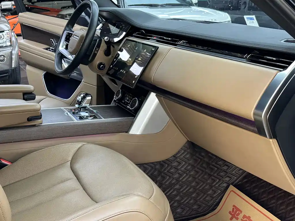 Land Rover Range Rover — миниатюра 14