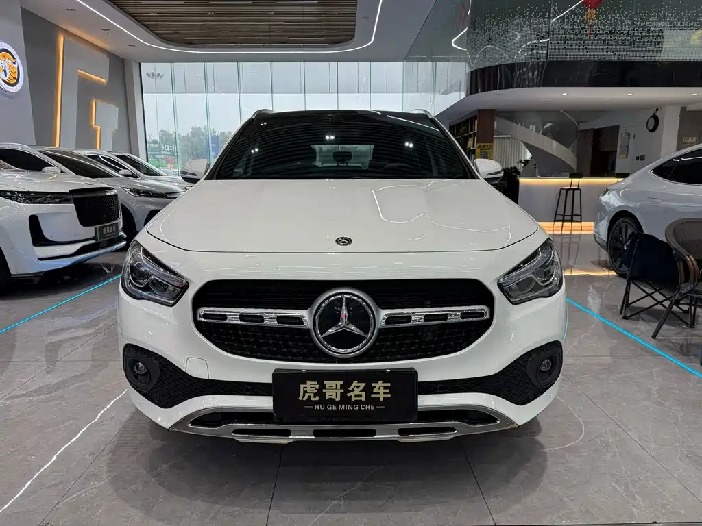 Mercedes-Benz GLA — миниатюра 2