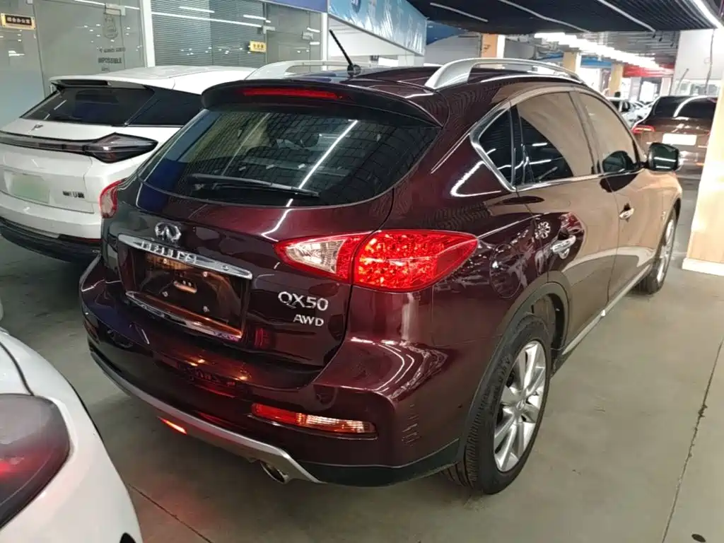 Infiniti QX50 — миниатюра 7