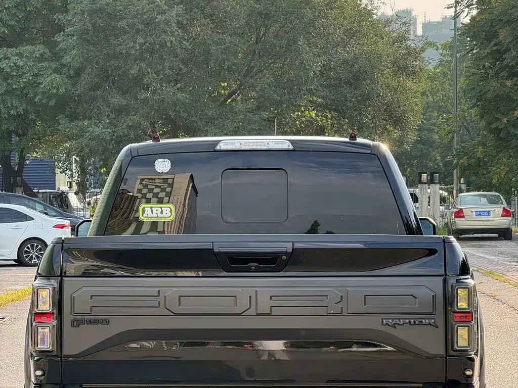 Ford F-150 Raptor — миниатюра 7