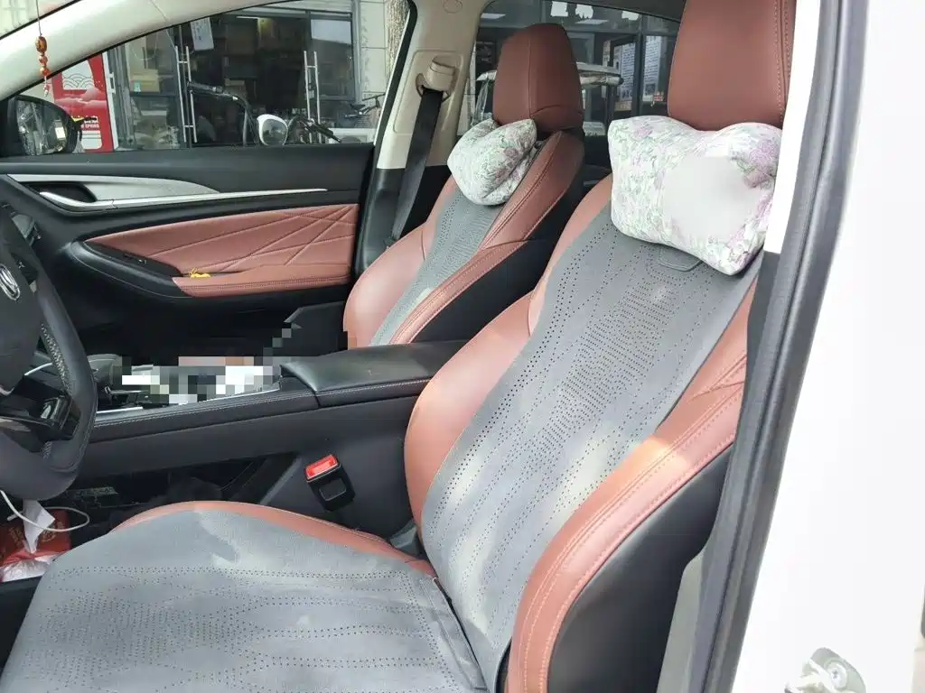 Changan Eado — миниатюра 8