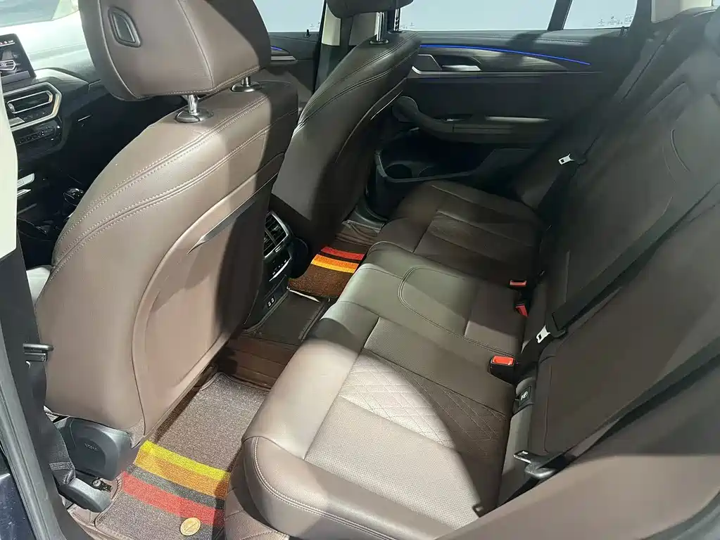 BMW X3 — миниатюра 10