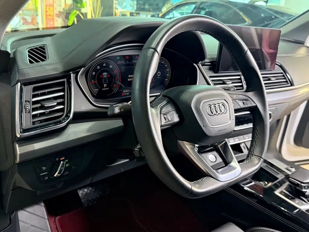 Audi Q5L — миниатюра 11
