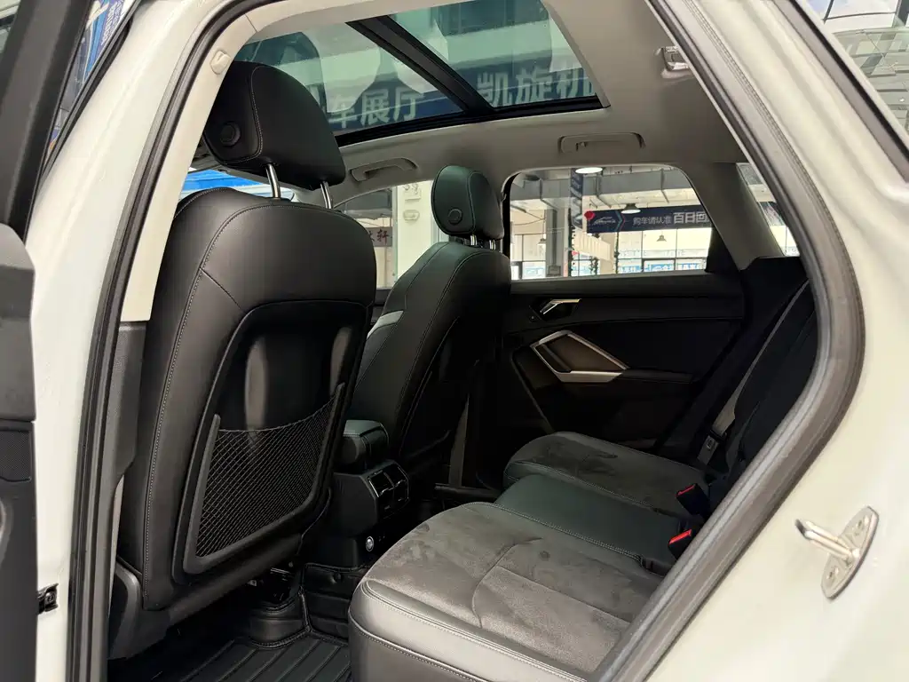 Audi Q3 — миниатюра 15