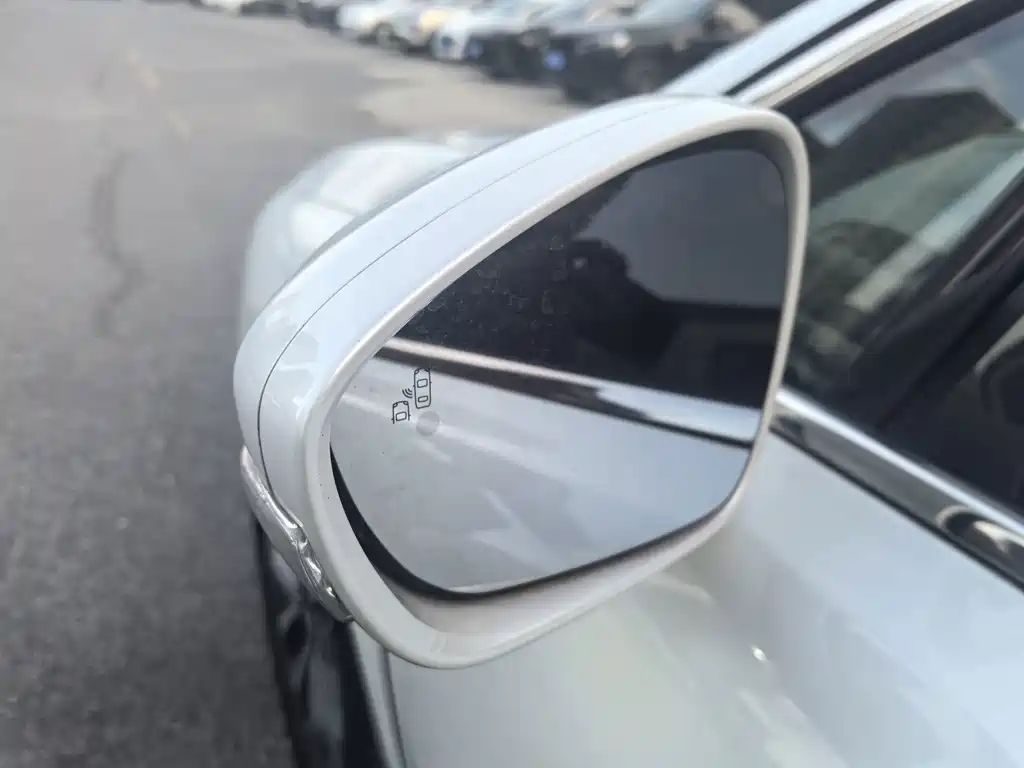 Citroen C6 — миниатюра 11