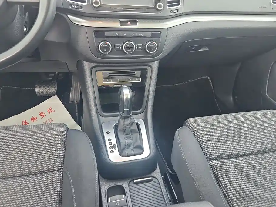 Volkswagen Sharan — миниатюра 16