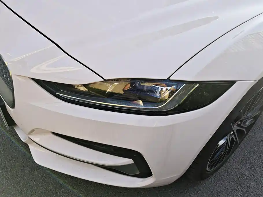 Jaguar XEL — миниатюра 5