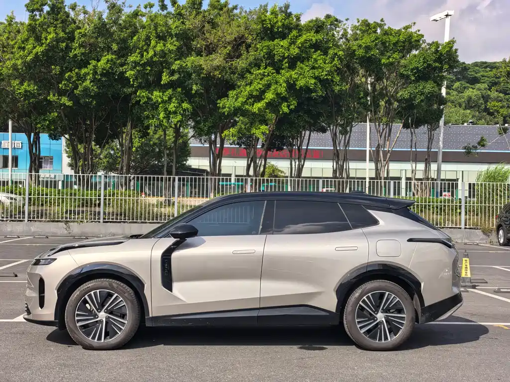 Lynk & Co 08 EM-P — миниатюра 4