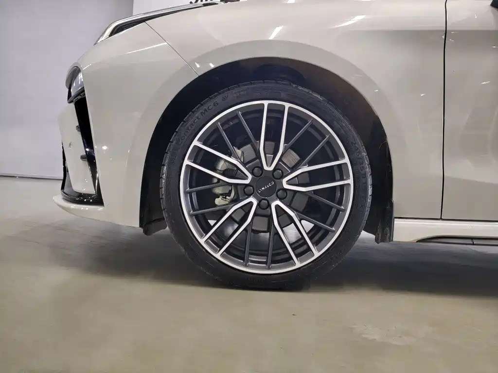 Lynk & Co 03 2.0TD DCT Champion Edition Pro, фото 12