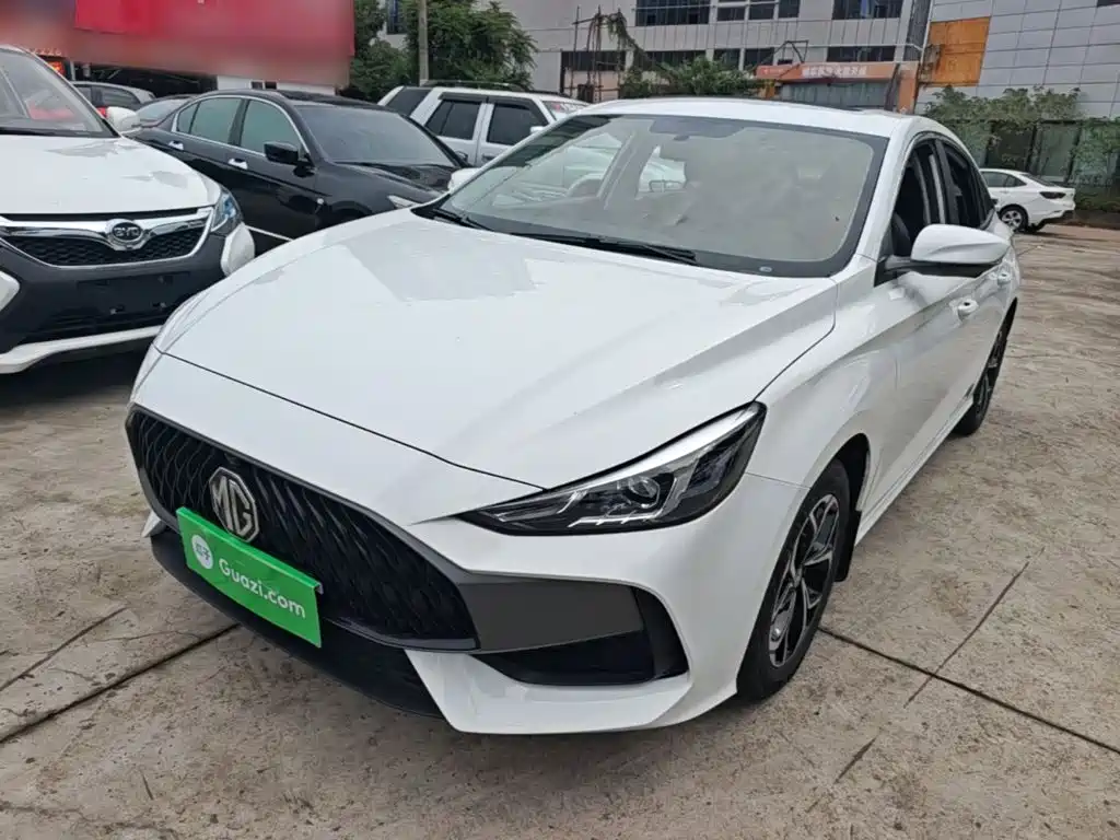 MG 5 2023 180DVVT CVT Luxury