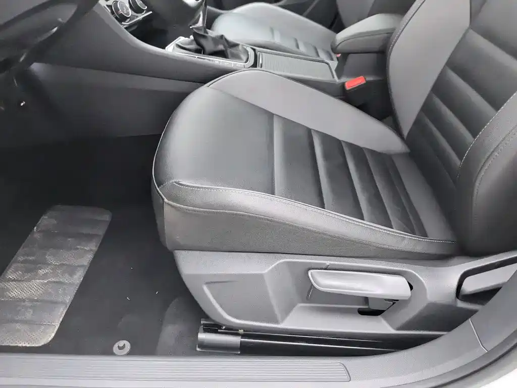Volkswagen Sagitar — миниатюра 20