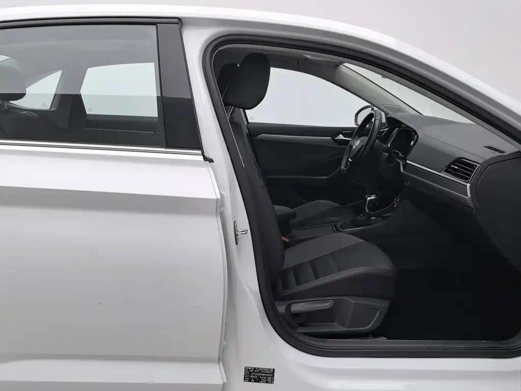 Volkswagen Sagitar — миниатюра 23