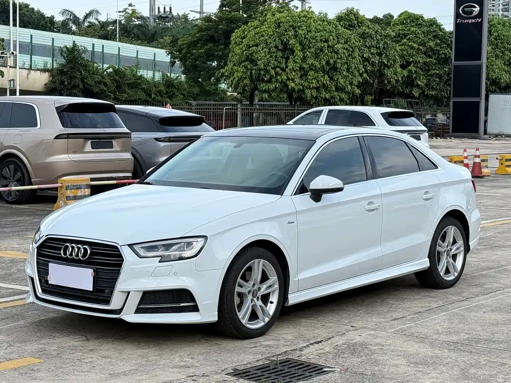 2019 Audi A3 - zdjęcie 1 z 11