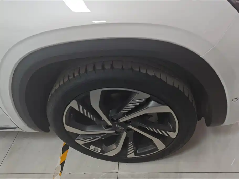 GEELY AUTOMOBILE XINGYUE L