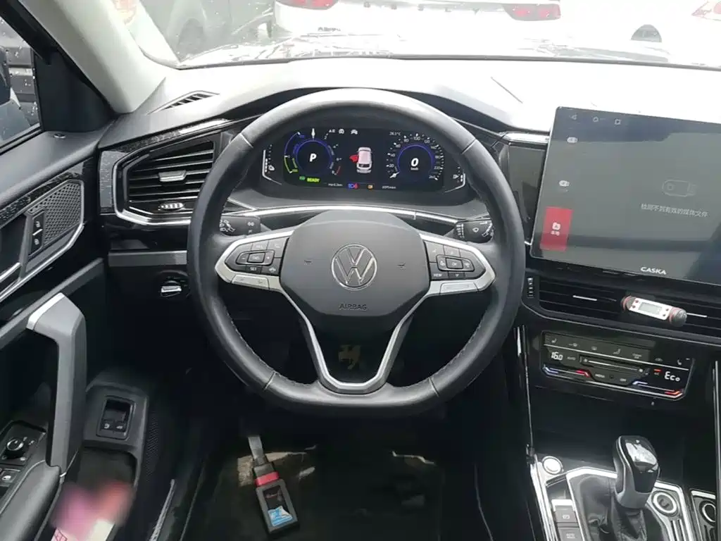 Volkswagen 探岳 GTE — миниатюра 11
