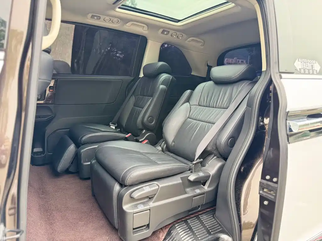Honda Elysion 2016 2.4L