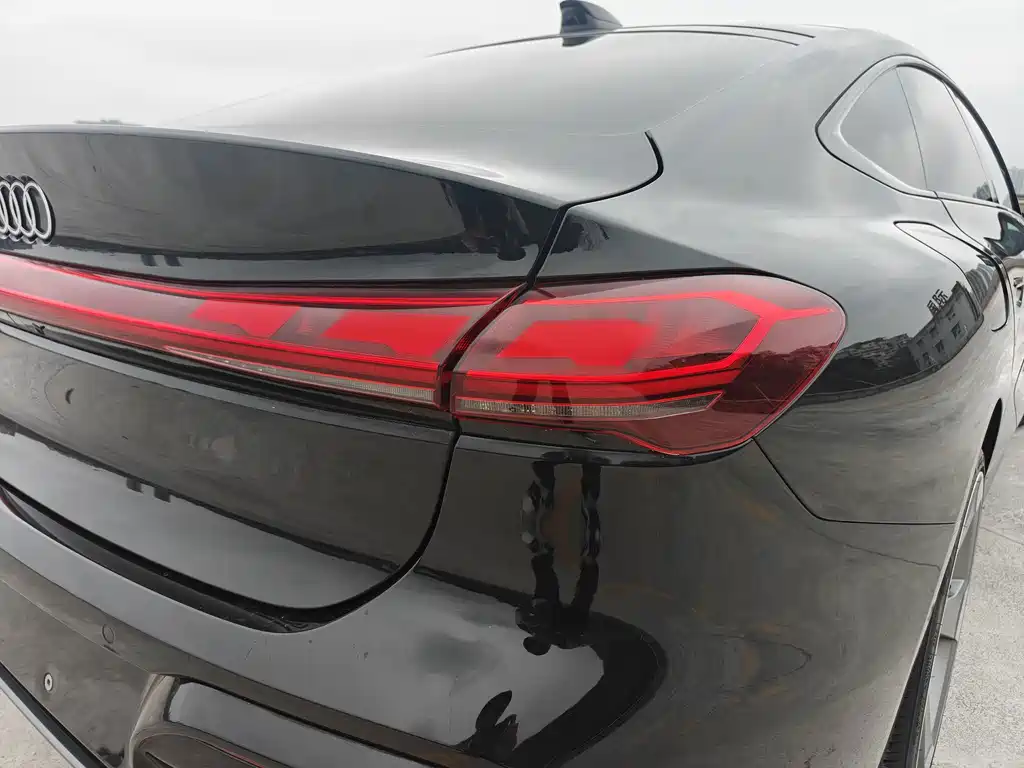Audi A5L Sportback — миниатюра 17