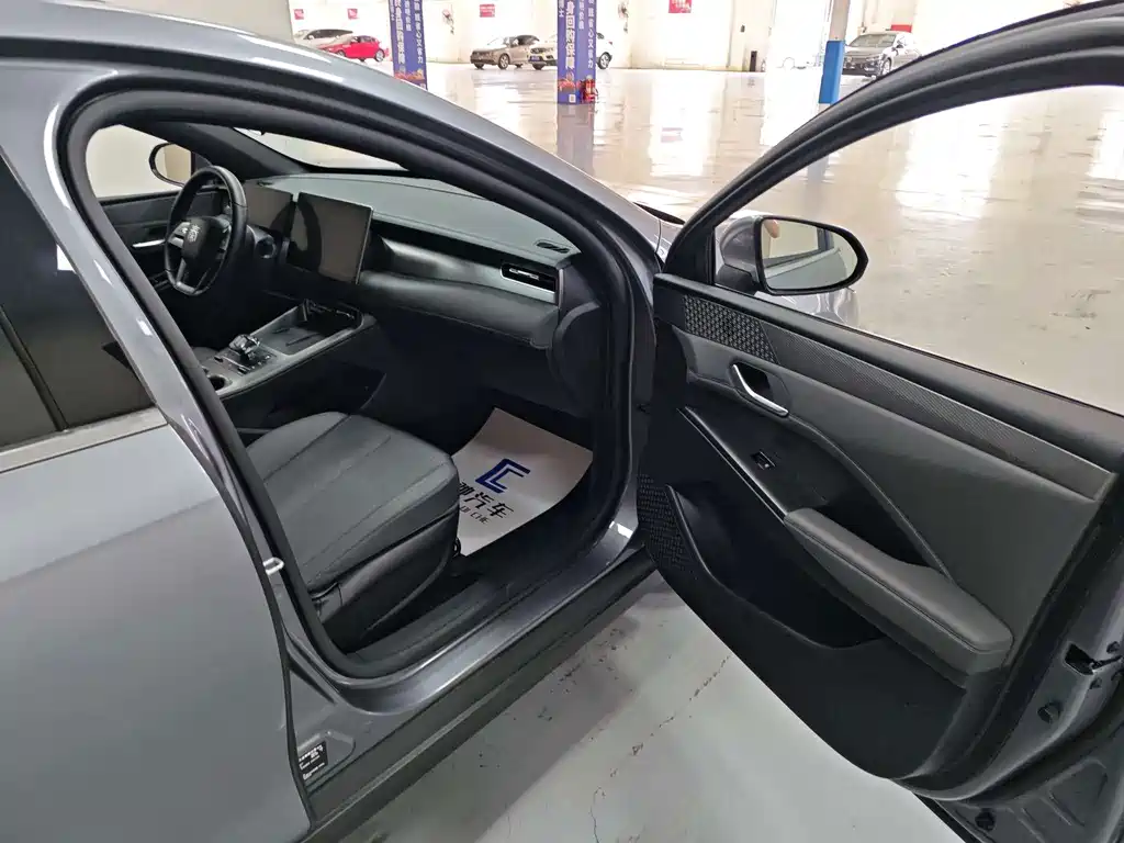 BYD Qin PLUS — миниатюра 13