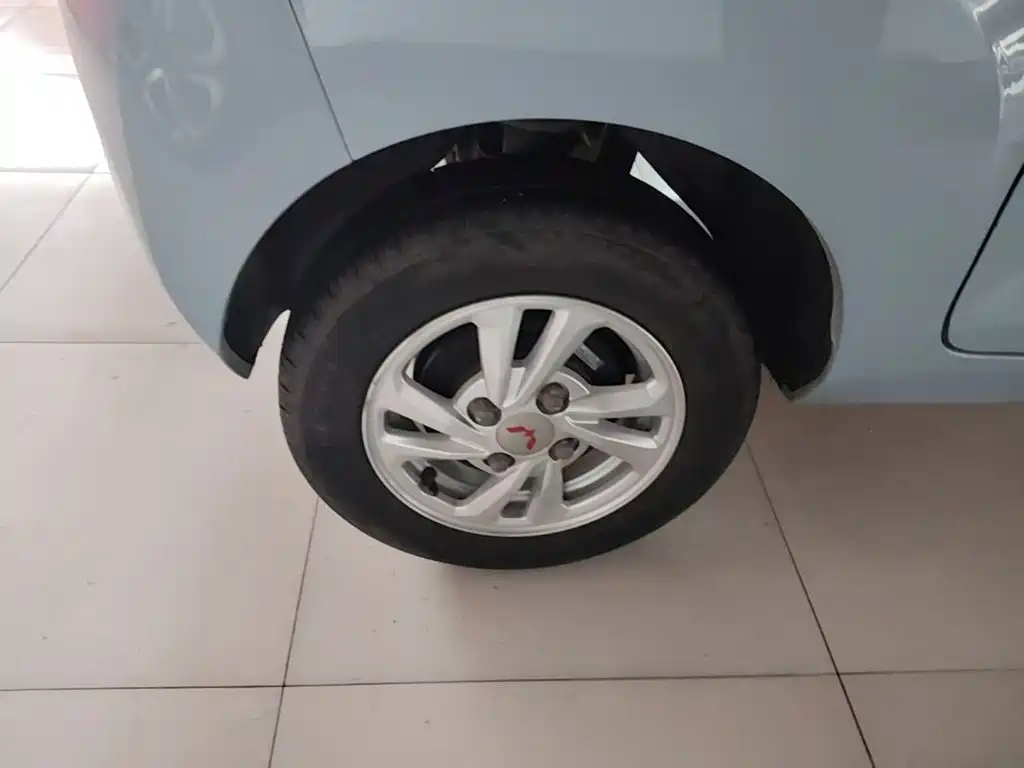 Wuling MINIEV — миниатюра 23