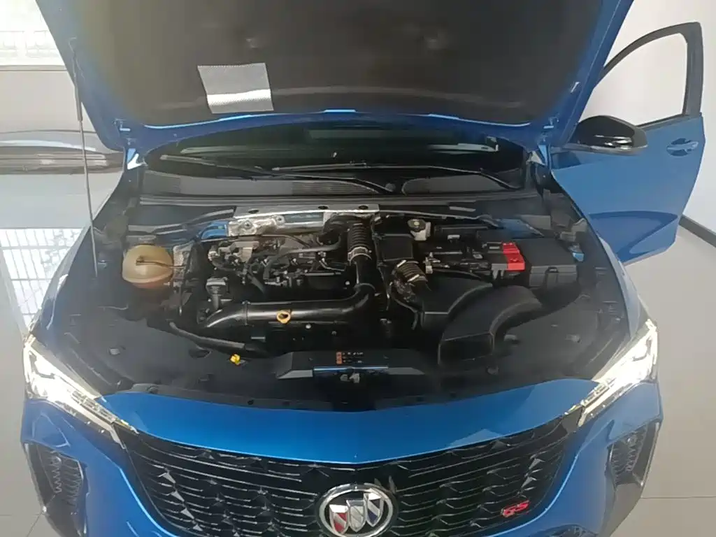 Buick Verano — миниатюра 20