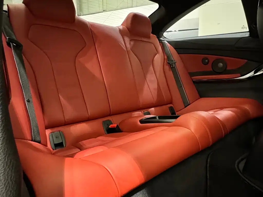 BMW M4 — миниатюра 11
