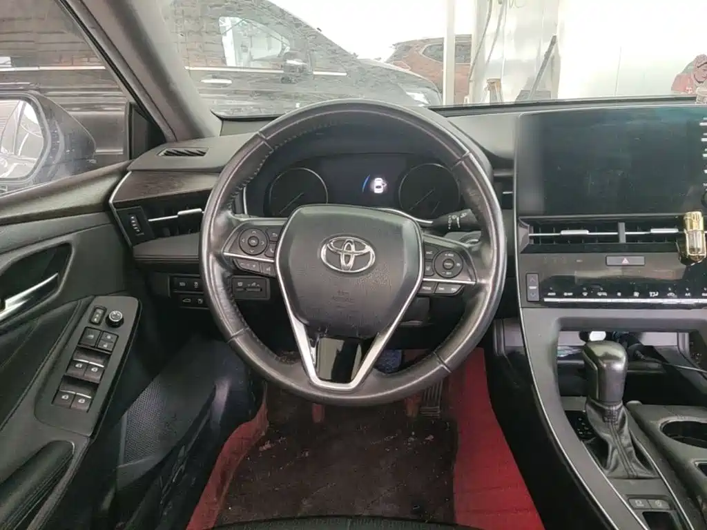 Toyota Avalon — миниатюра 11