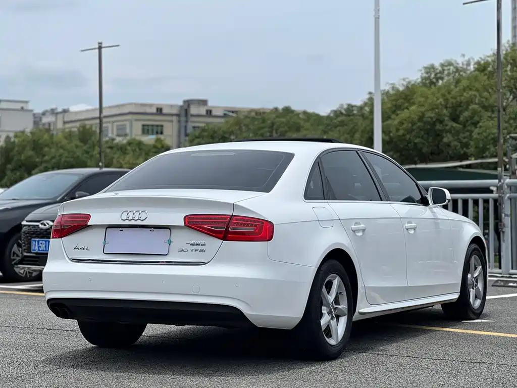 Audi A4L — миниатюра 9