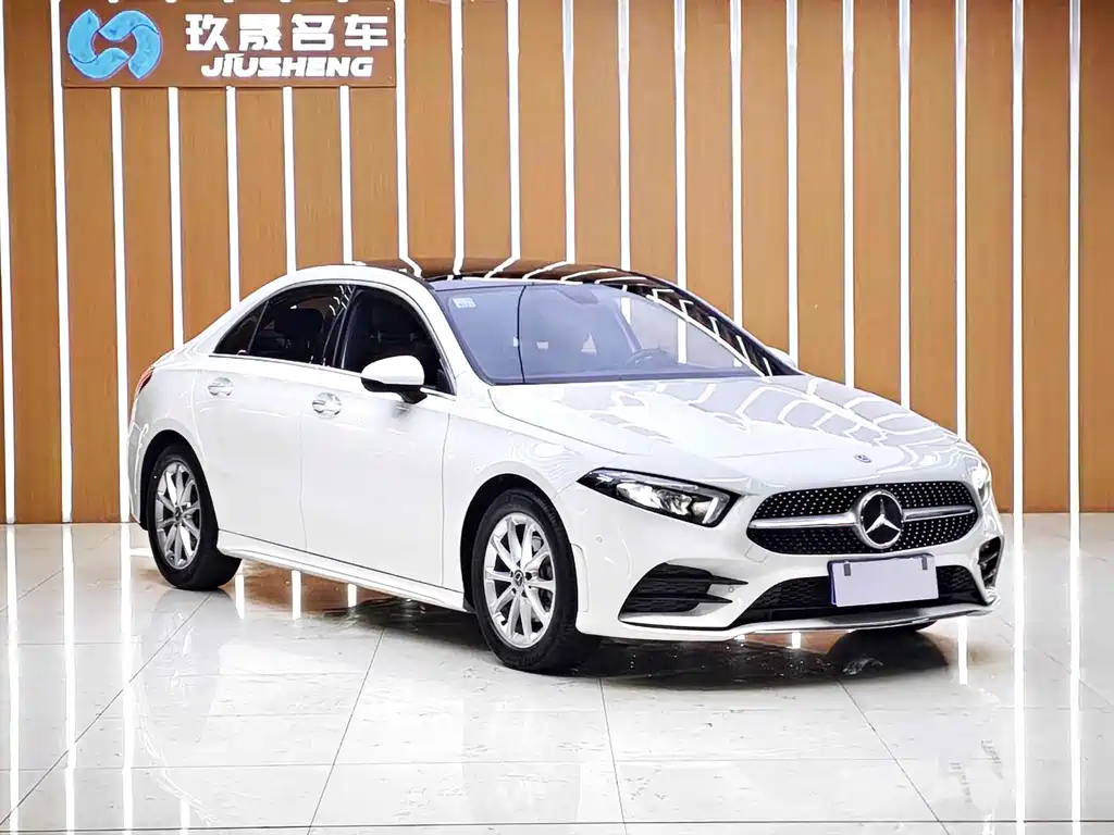 Mercedes-Benz A-Class — миниатюра 3