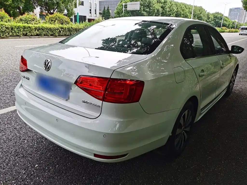 Volkswagen Sagitar — миниатюра 7