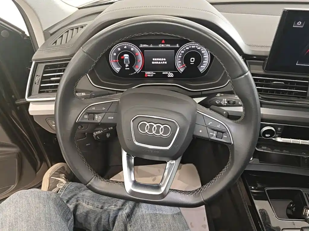 Audi Q5L Sportback — миниатюра 11