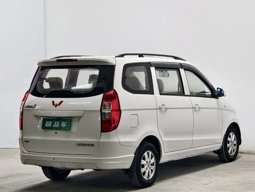 Wuling Hongguang — миниатюра 4