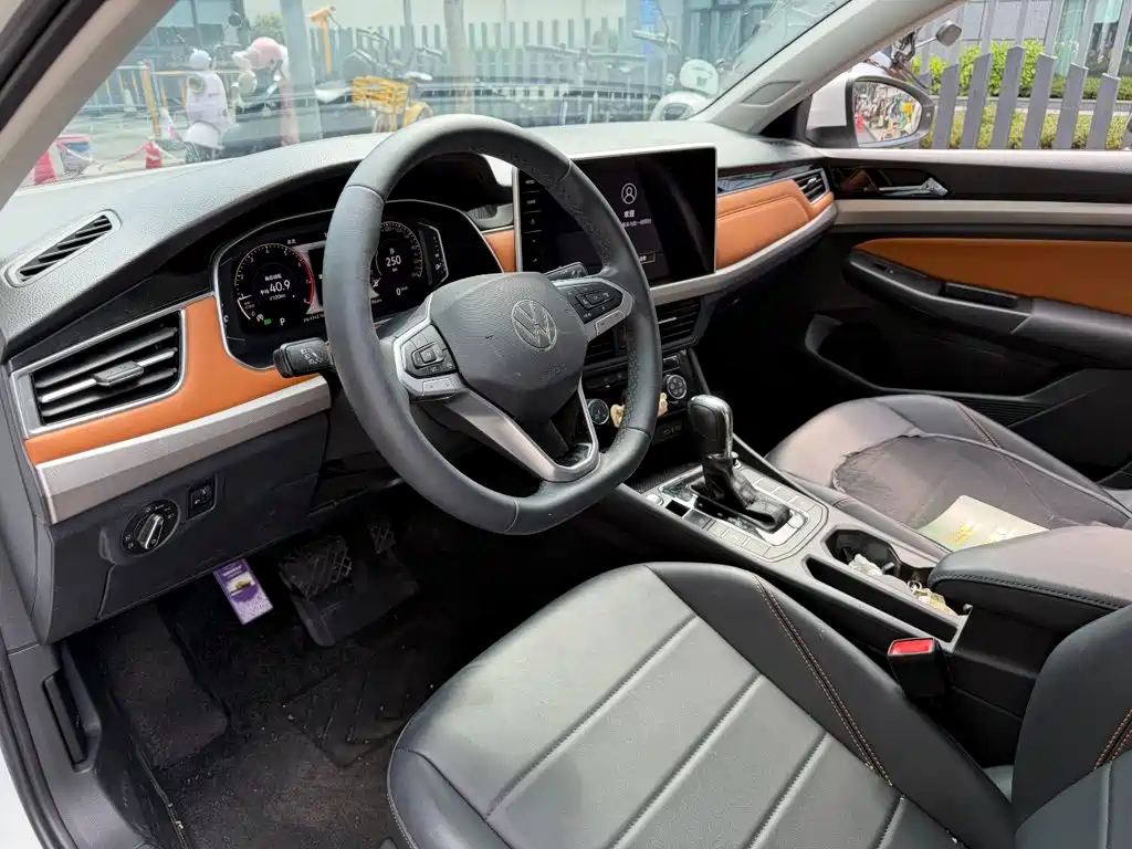 Volkswagen Bora — миниатюра 7