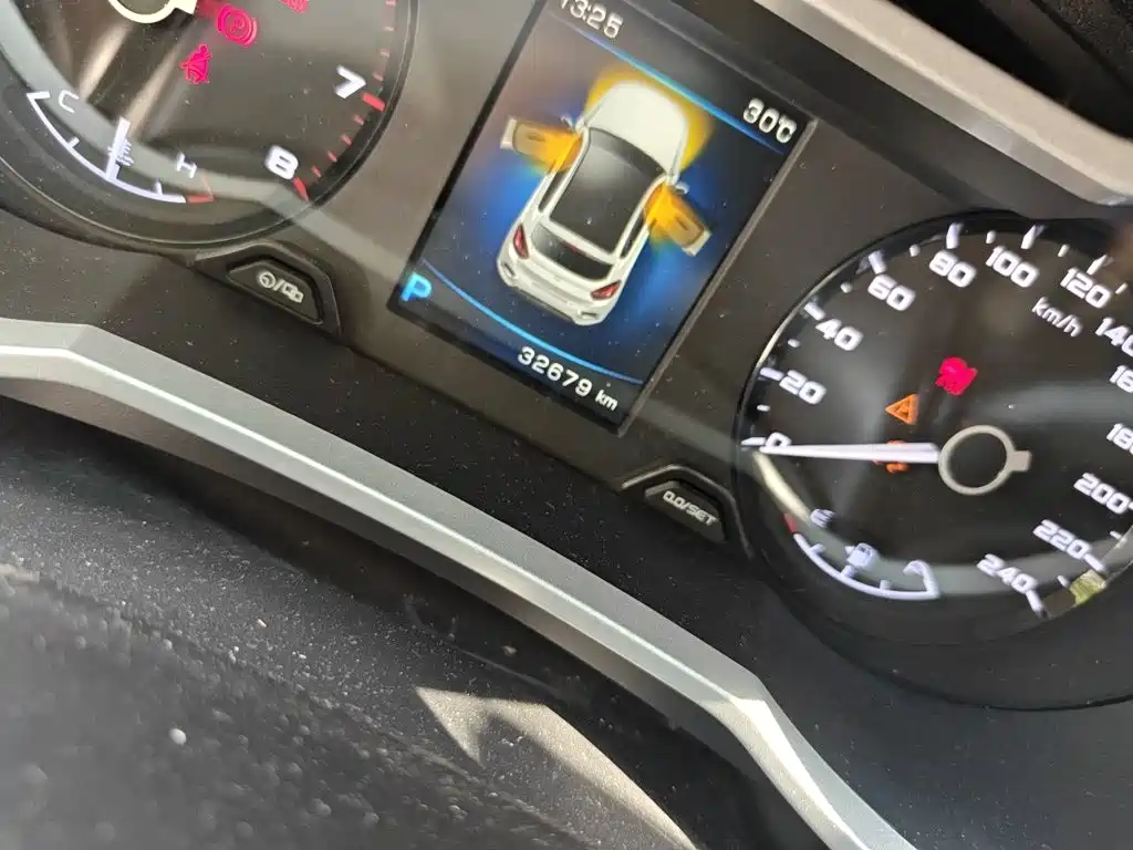 Geely Emgrand GS — миниатюра 8