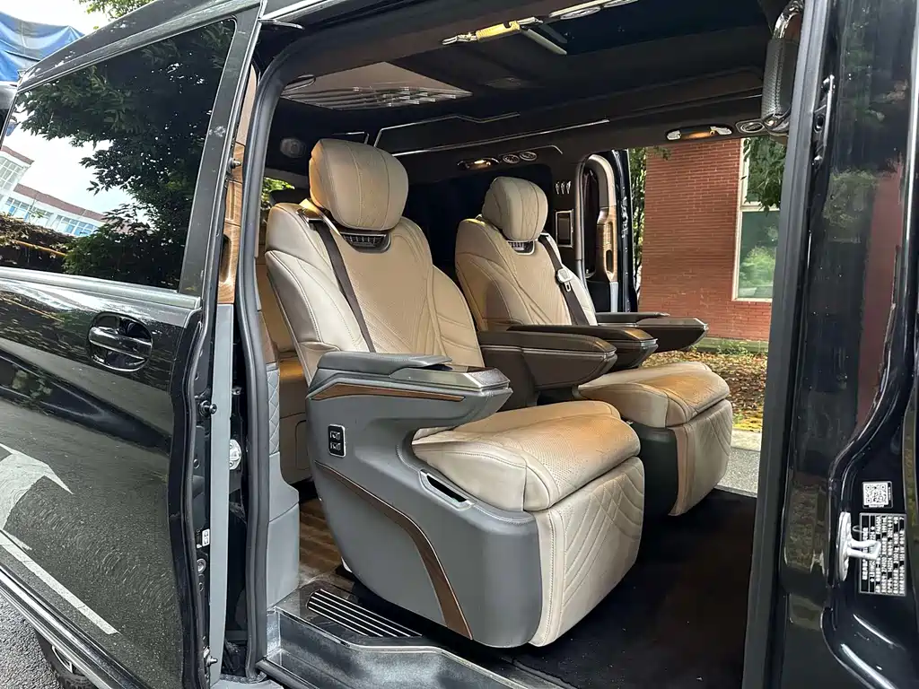 Mercedes-Benz V-Class — миниатюра 4