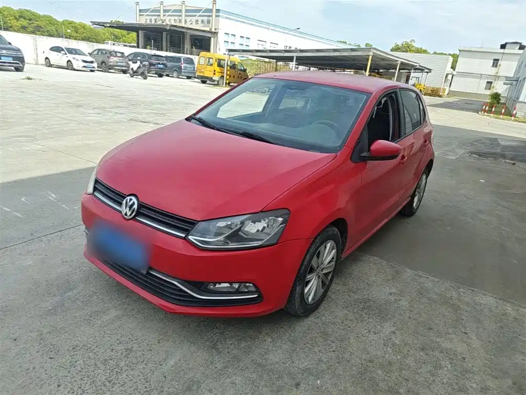 Volkswagen Polo 2014 1.6L AT Comfort