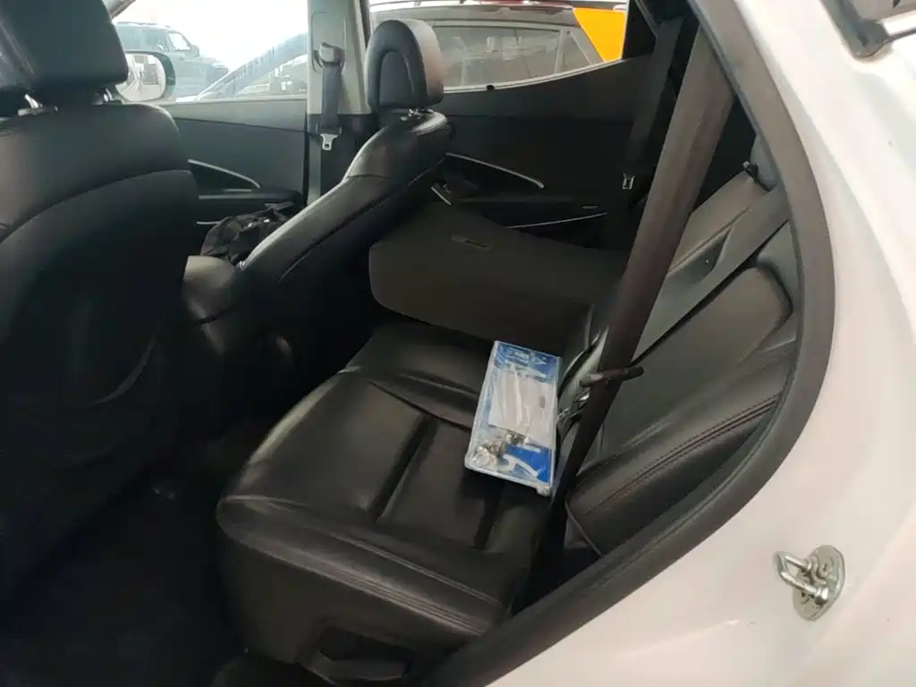 Hyundai Santa Fe — миниатюра 17