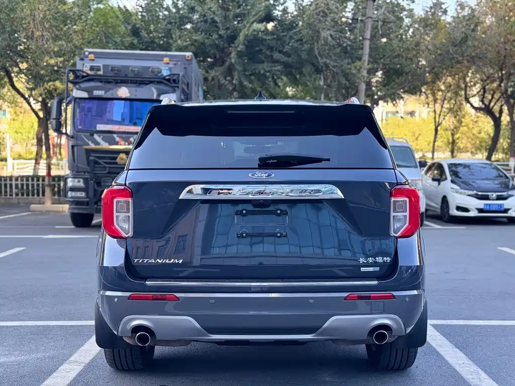 Ford Explorer — миниатюра 11