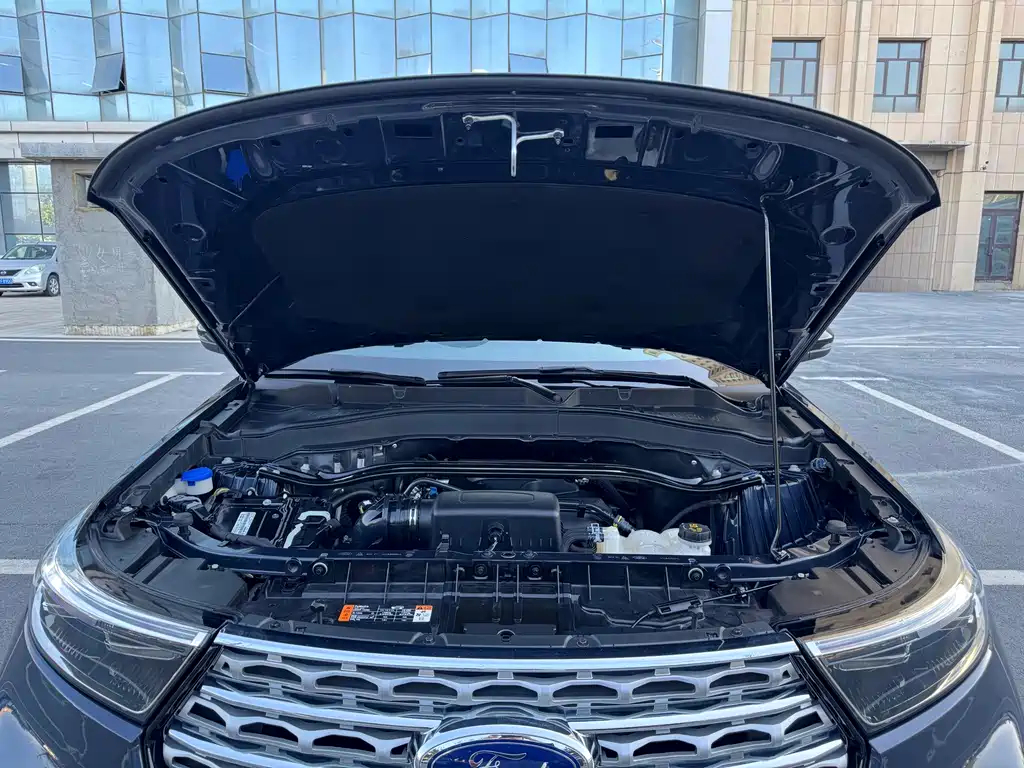 Ford Explorer — миниатюра 16