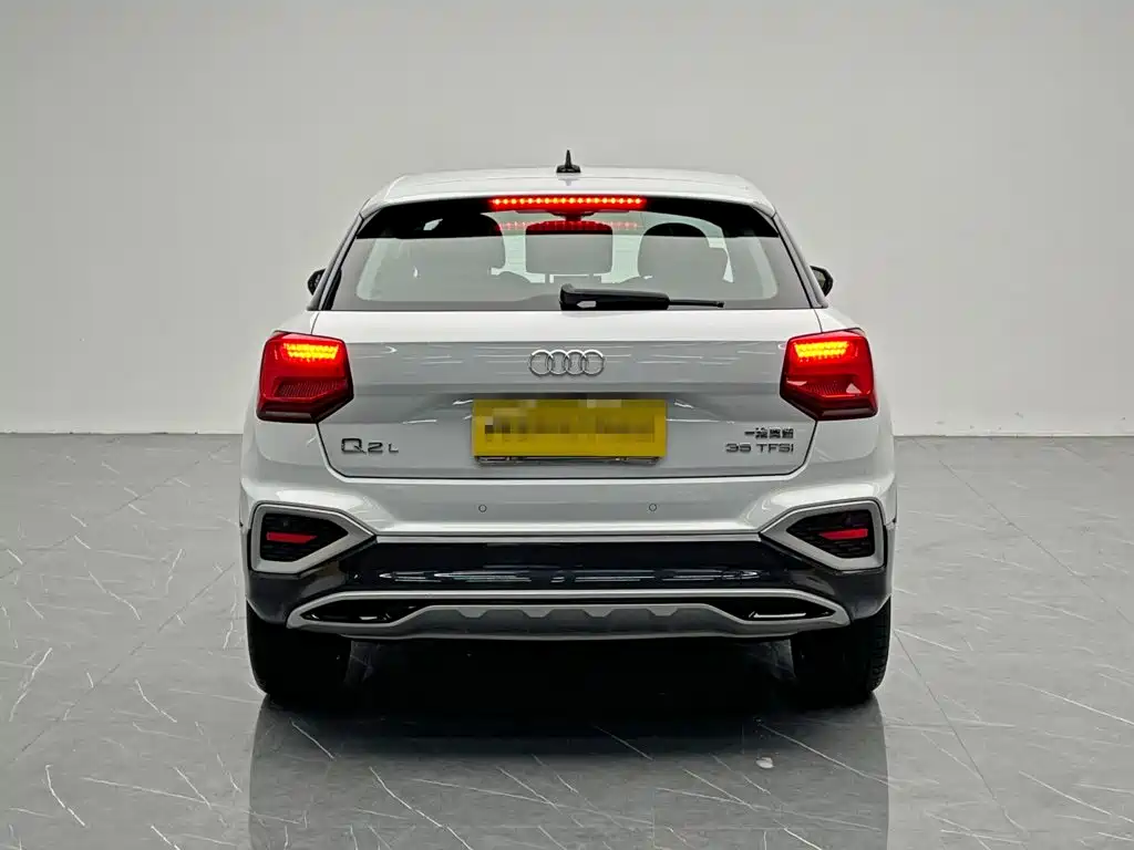 Audi Q2L — миниатюра 5