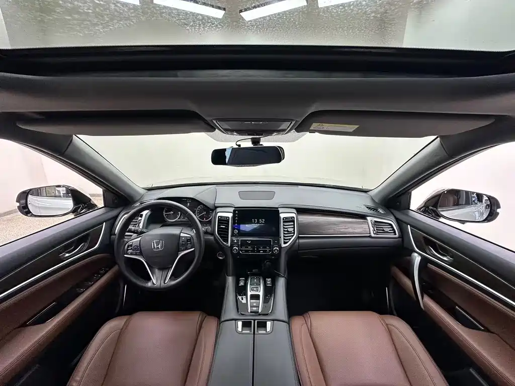 Honda UR-V — миниатюра 5