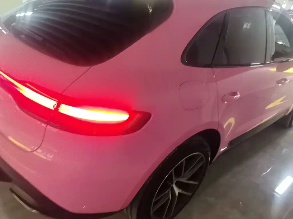 Porsche Macan — миниатюра 7