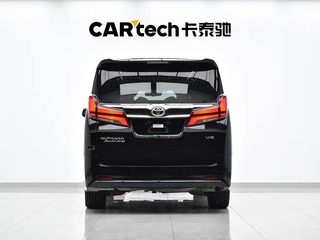 Toyota Alphard — миниатюра 26